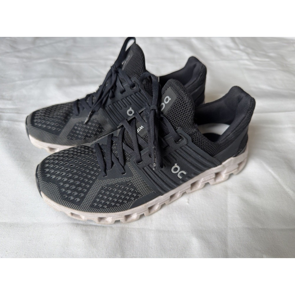 On Cloud Women's Black Gray White Mesh Running Athletic Gym Shoes Sneakers Sz 7